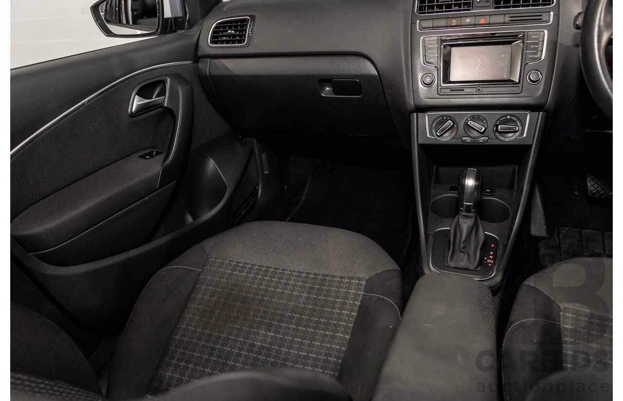 3/2015 Volkswagen Polo 81 TSI Comfortline 6R MY15 5d Hatchback Pure White Turbo 1.2L