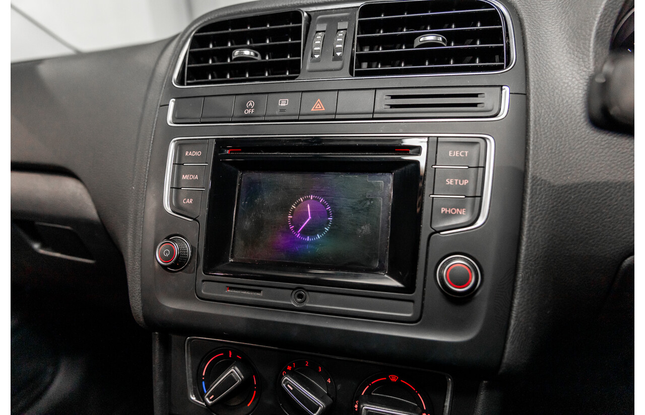 3/2015 Volkswagen Polo 81 TSI Comfortline 6R MY15 5d Hatchback Pure White Turbo 1.2L