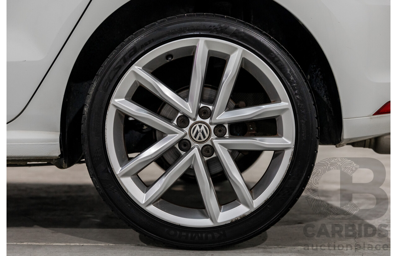 3/2015 Volkswagen Polo 81 TSI Comfortline 6R MY15 5d Hatchback Pure White Turbo 1.2L