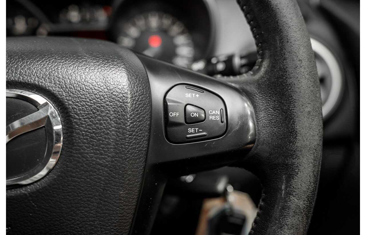 5/2012 Mazda BT50 XTR (4x4)  Dual Cab Utility White Turbo Diesel 3.2L