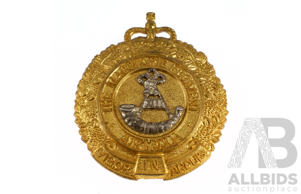 Vintage Brass Macquarie Regiment 13th Infantry Battalion Hat Badge, 1948 to 1953