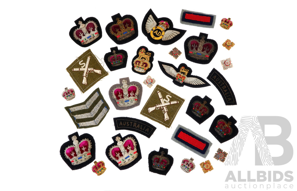 Good Collection Australian Military Silver Braided Rank & Qualification Badges