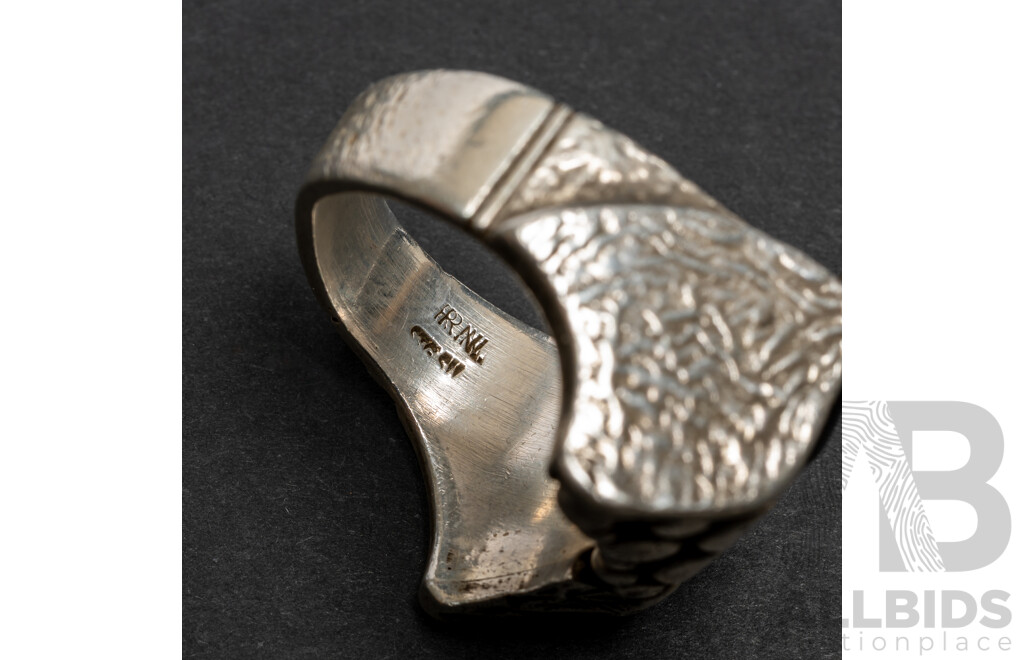 Sterling Silver Onyx Pendant & Necklace & Unusal Sterling Silver Ring with Onxy Cabochon, 35.30 Grams