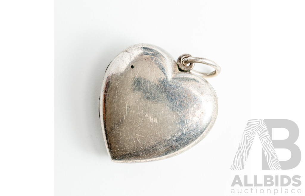 Tiffany & Co. Vintage Large Sterling Silver Heart Locket, 35mm Long, 12.45 Grams