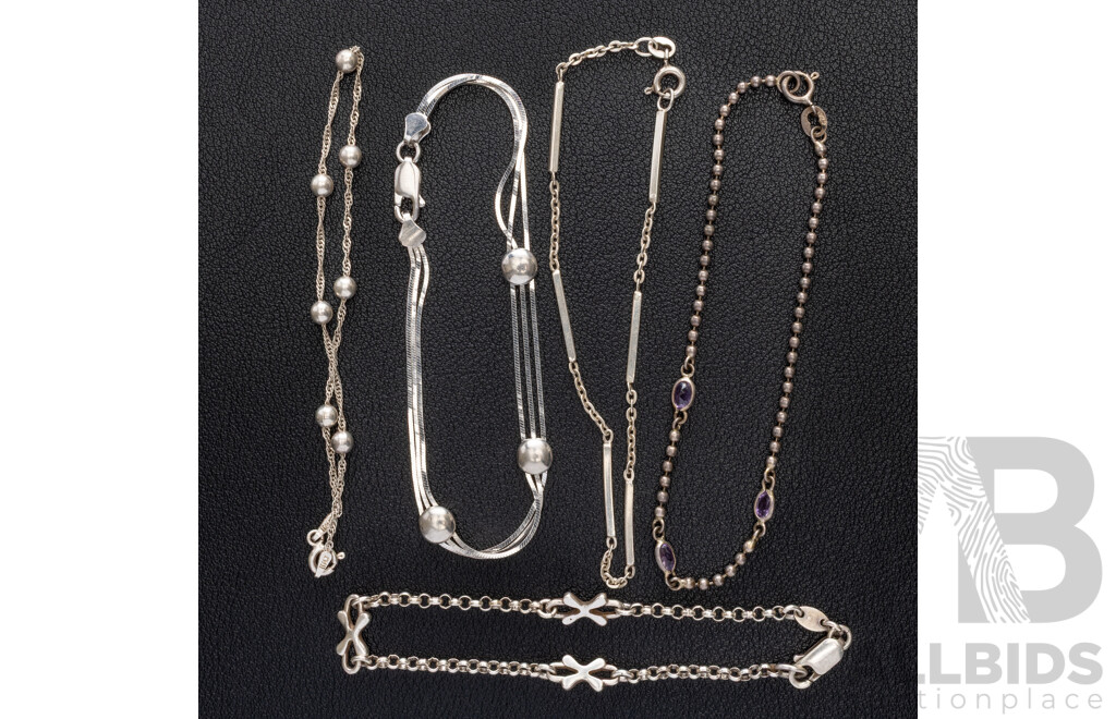 Collection of (5) Sterling Silver Bracelets Including Amethyst Bracelet, 18-21cm Each, 17.84 Grams