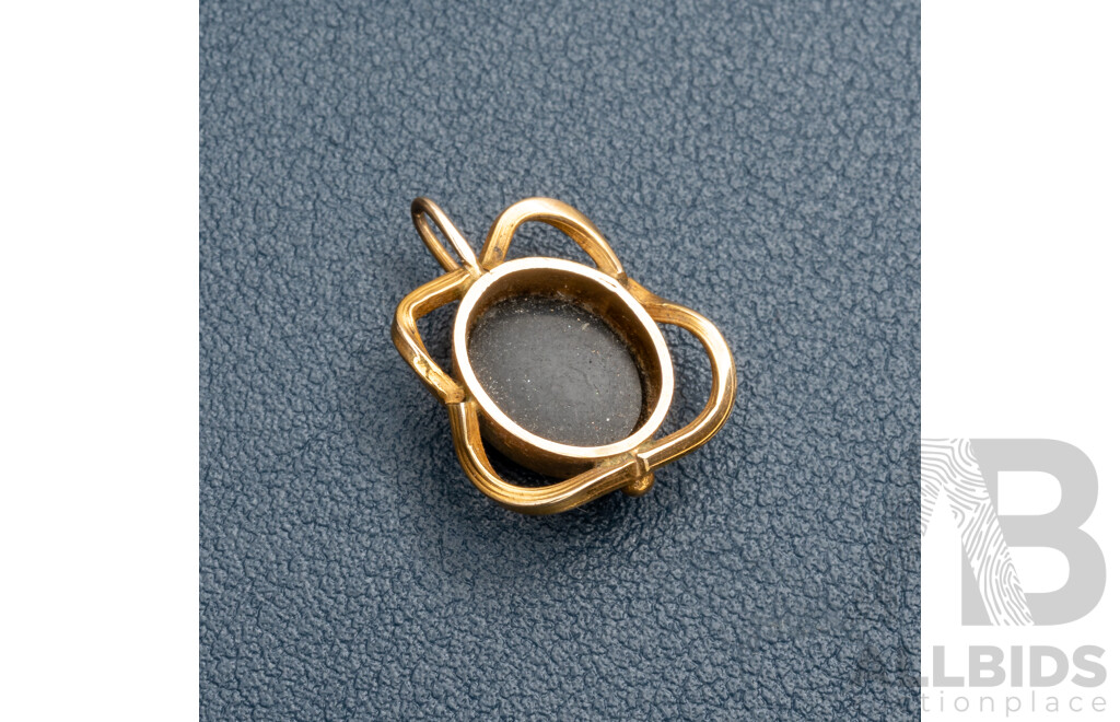 9ct Vintage Opal Triplet Pendant, 20mm, 1.97 Grams