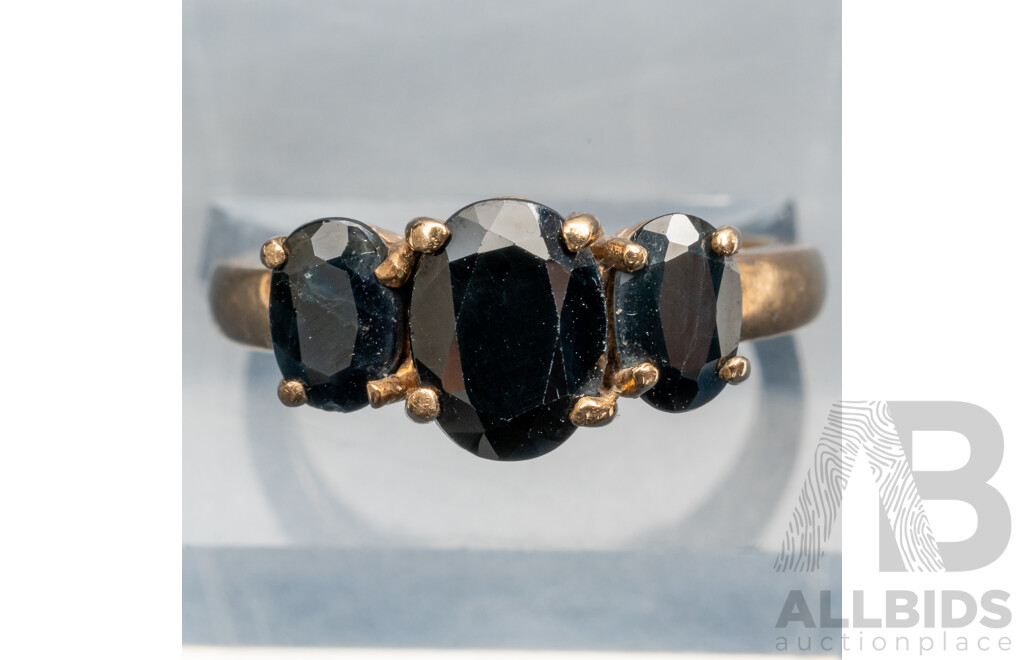 9ct Vintage Natural Dark Sapphire Trilogy Ring, Size N, 3.38 Grams