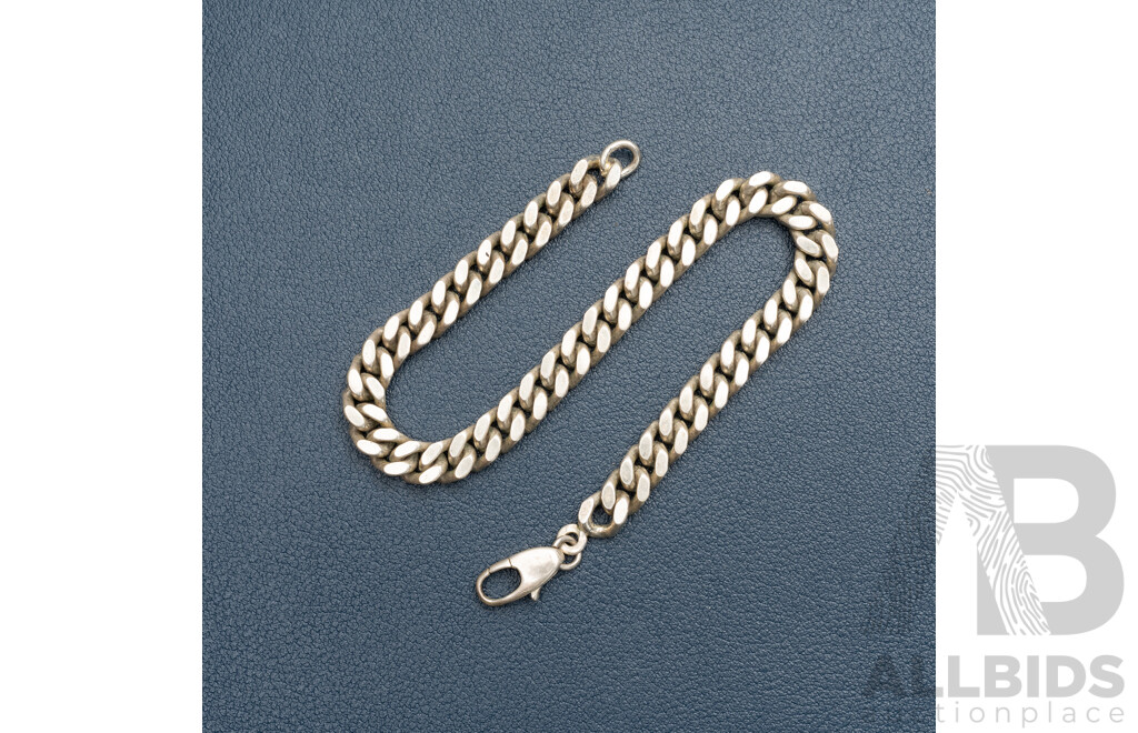 Mens Sterling Silver Curb Link Bracelet, 22cm Long, 26.31 Grams