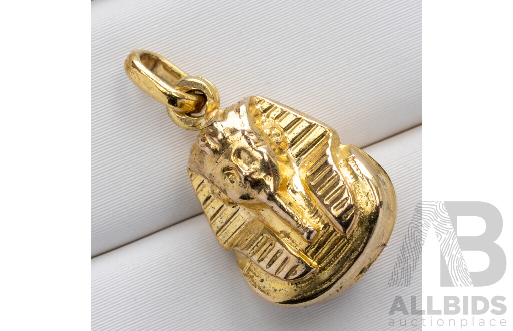 9ct Tutankhamun Charm/pendant, 18mm, 0.97 Grams