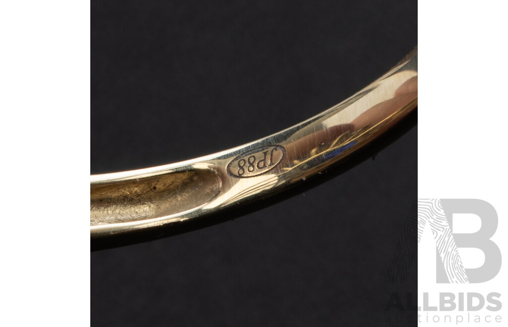 9ct Created Sapphire & Diamond Halo Ring, TDW 0.05ct, Size O, 3.21 Grams