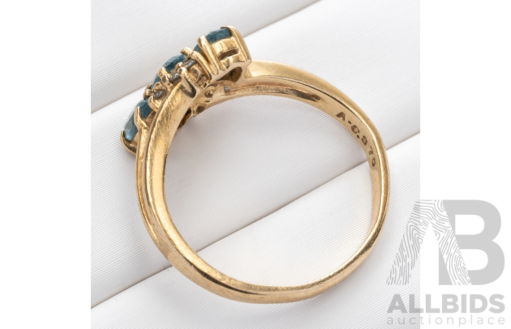 9ct Angus & Coote Aquamarine & Diamond Ring, TDW 0.025ct, Size L, 2.36 Grams