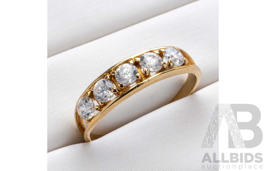 14K Cubic Zirconia Band Style Ring, Size N, 1.86 Grams