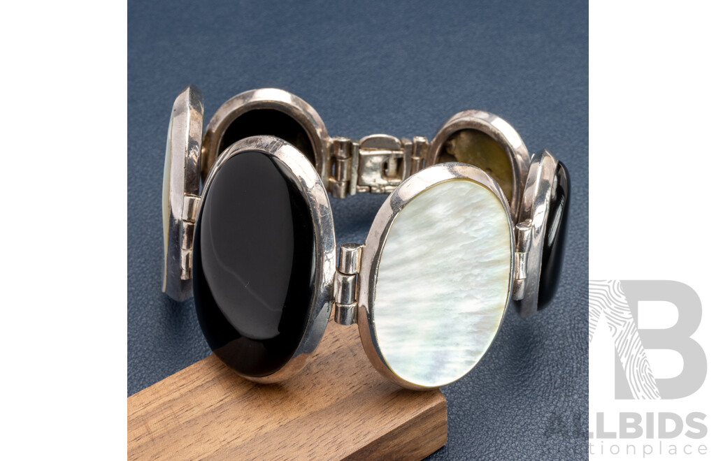 Sterling Silver Onyx & Mother of Pearl Statement Bracelet, 21cm, 114.0 Grams