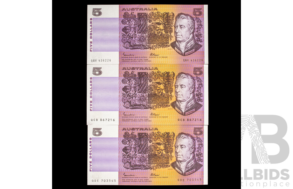 Three Australian 1985 Five Dollar Banknotes Johnston/Fraser QCB, QDE, QAV