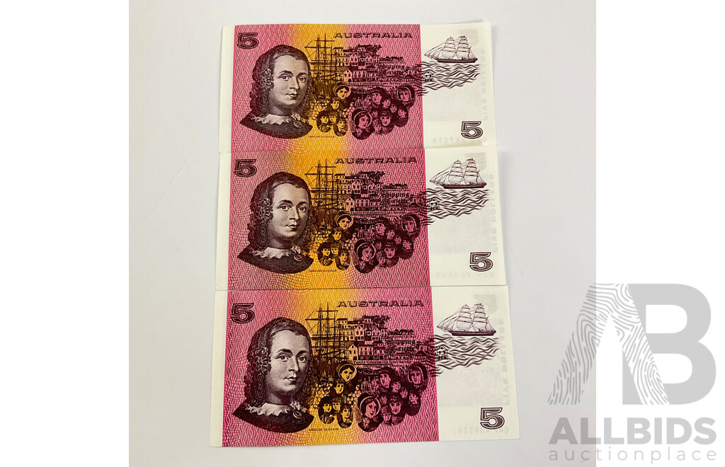 Three Australian 1985 Five Dollar Banknotes Johnston/Fraser QCB, QDE, QAV
