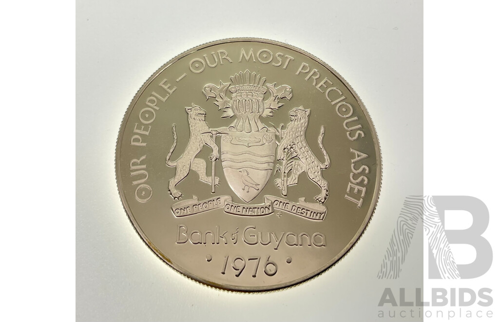 Guyana 1976 Silver Proof Ten Dollar Coin, Independence, Collective Responsibility .925