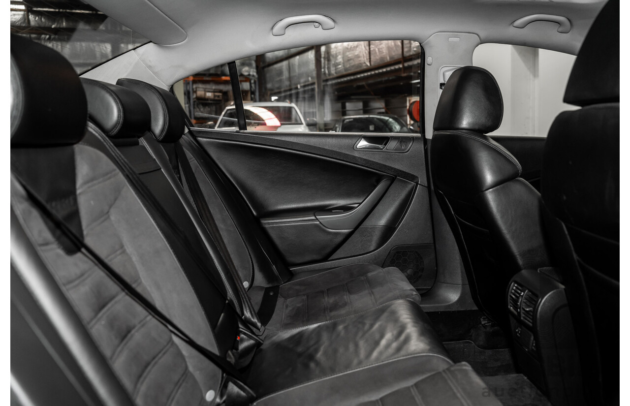 10/2009 Volkswagen Passat R36 (AWD) 3C MY09 UPGRADE 4d Sedan Deep Black Turbo 3.6L