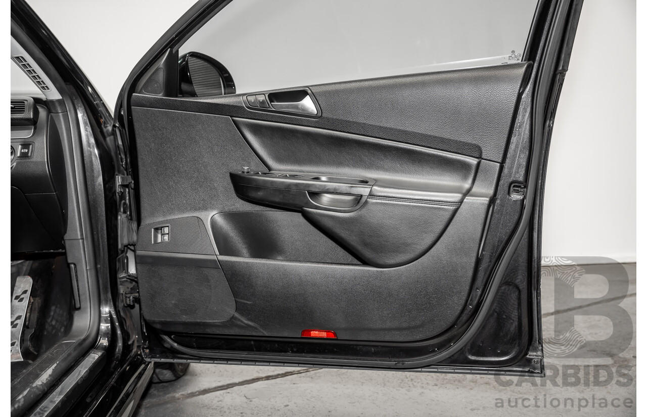 10/2009 Volkswagen Passat R36 (AWD) 3C MY09 UPGRADE 4d Sedan Deep Black Turbo 3.6L