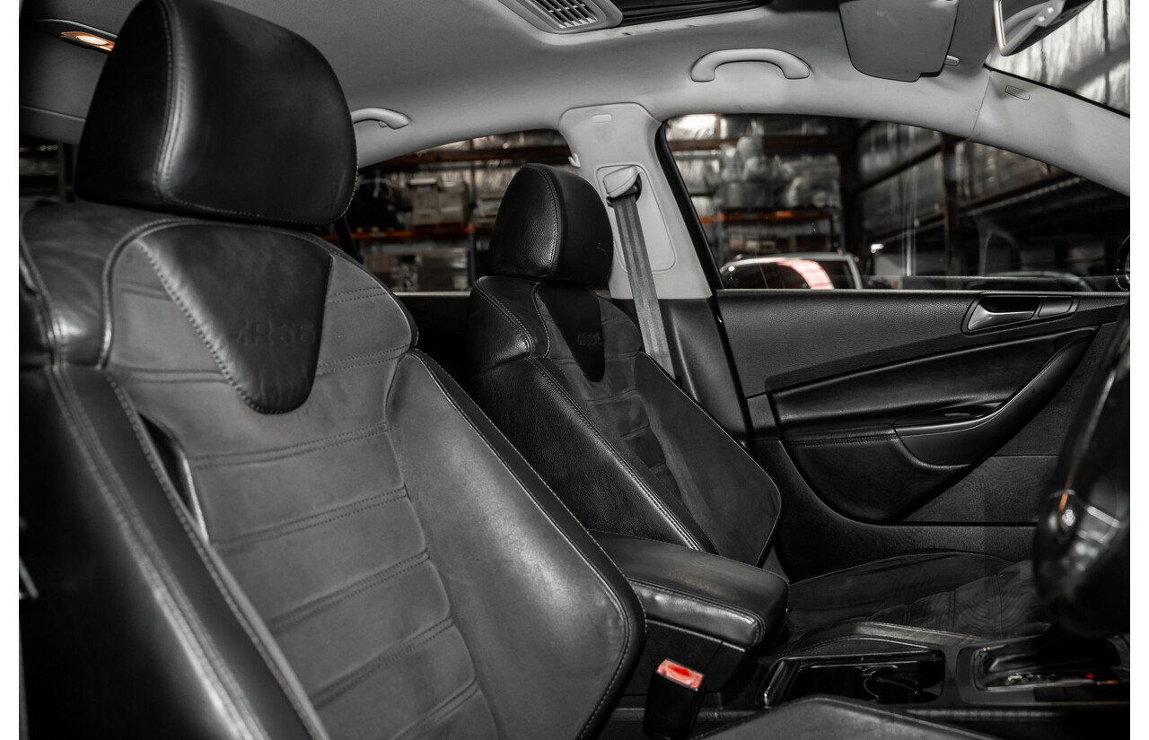 10/2009 Volkswagen Passat R36 (AWD) 3C MY09 UPGRADE 4d Sedan Deep Black Turbo 3.6L