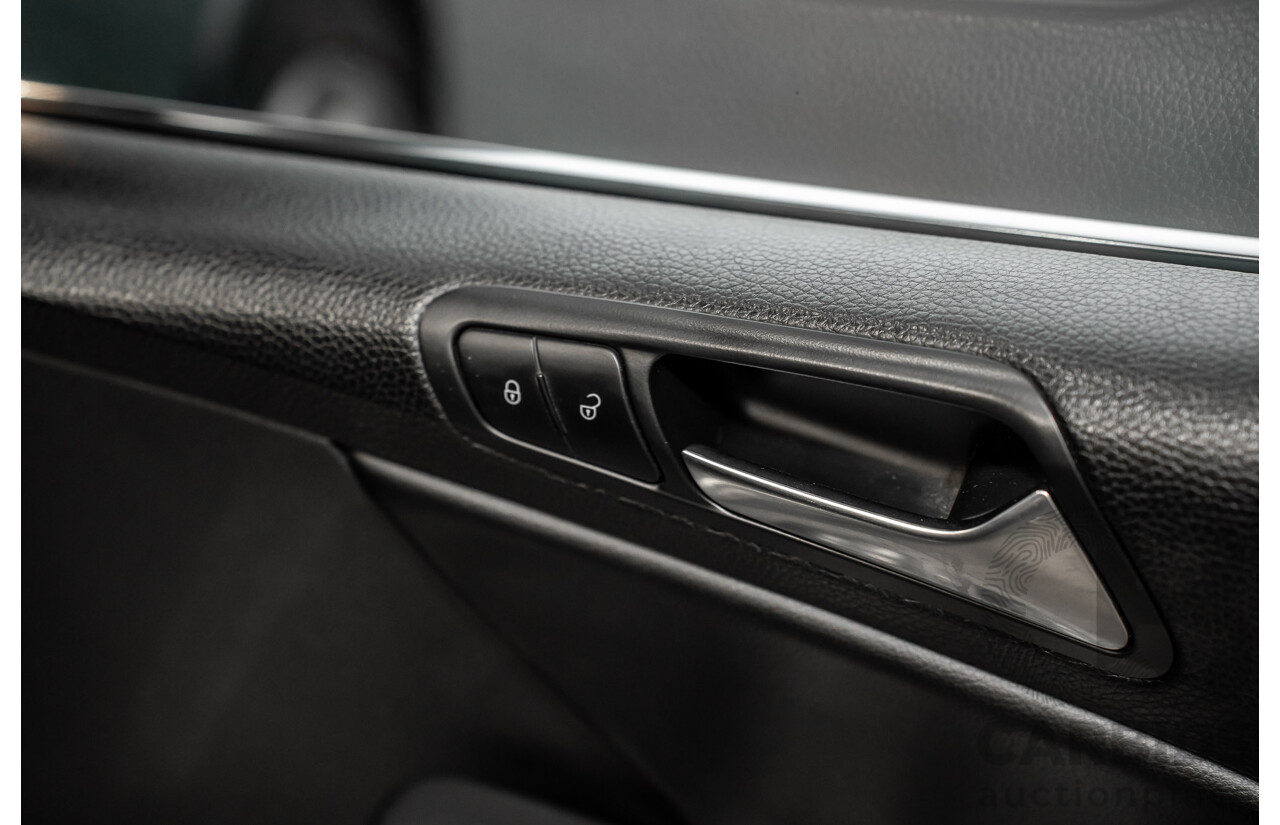 10/2009 Volkswagen Passat R36 (AWD) 3C MY09 UPGRADE 4d Sedan Deep Black Turbo 3.6L