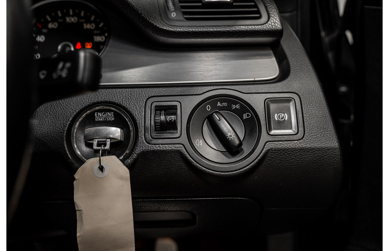 10/2009 Volkswagen Passat R36 (AWD) 3C MY09 UPGRADE 4d Sedan Deep Black Turbo 3.6L