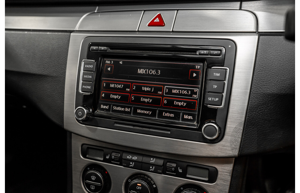 10/2009 Volkswagen Passat R36 (AWD) 3C MY09 UPGRADE 4d Sedan Deep Black Turbo 3.6L