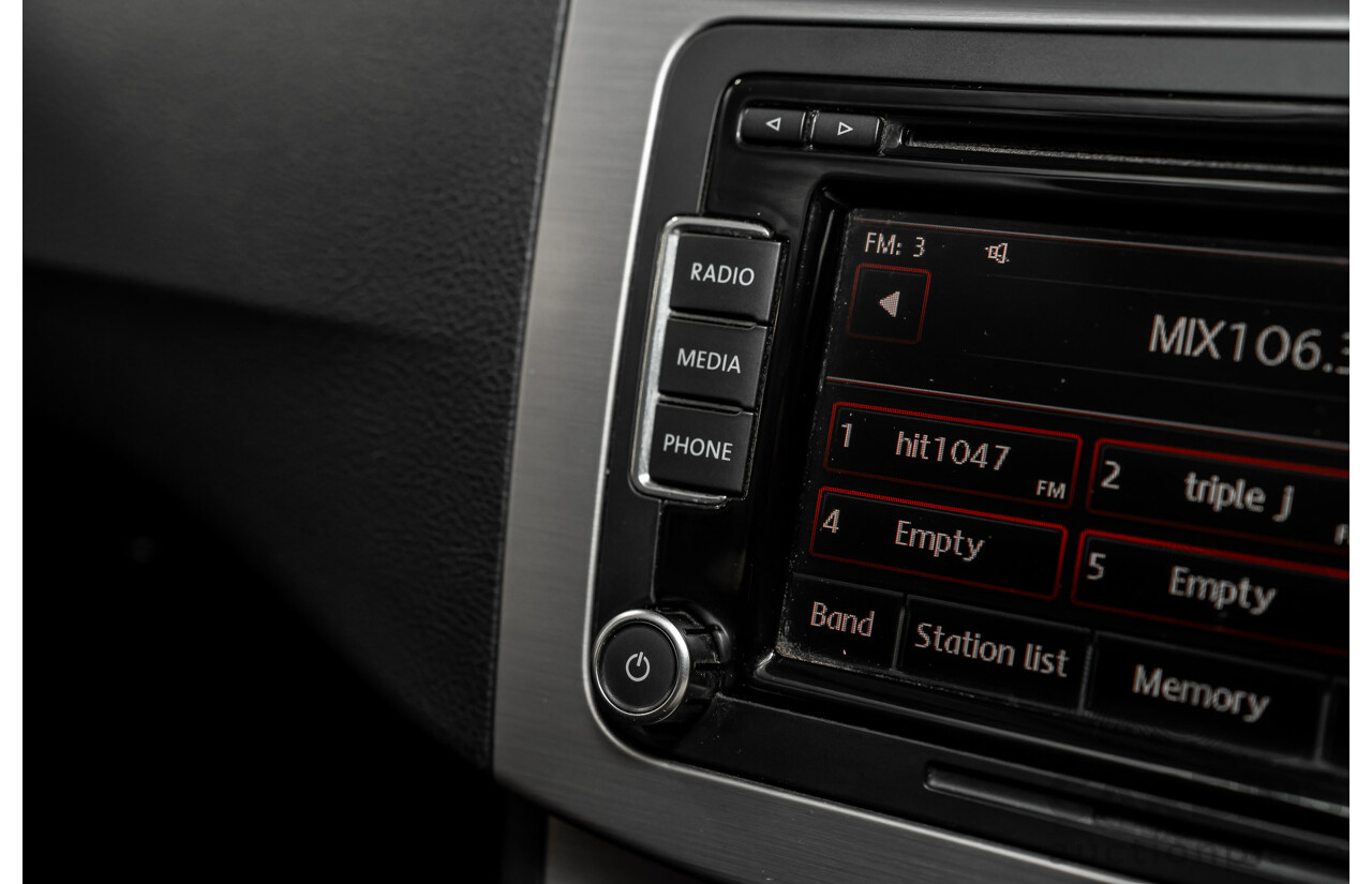 10/2009 Volkswagen Passat R36 (AWD) 3C MY09 UPGRADE 4d Sedan Deep Black Turbo 3.6L