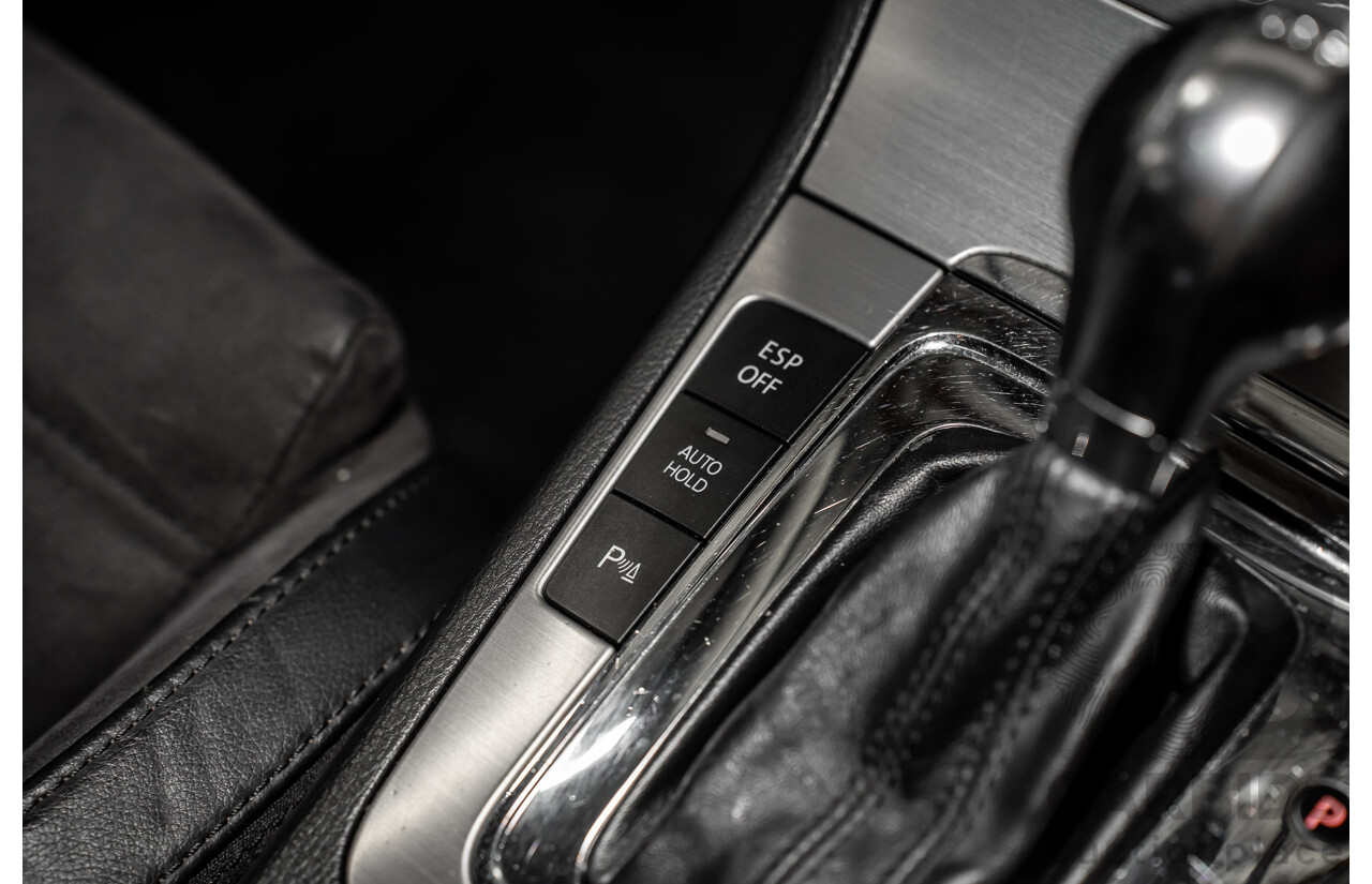 10/2009 Volkswagen Passat R36 (AWD) 3C MY09 UPGRADE 4d Sedan Deep Black Turbo 3.6L