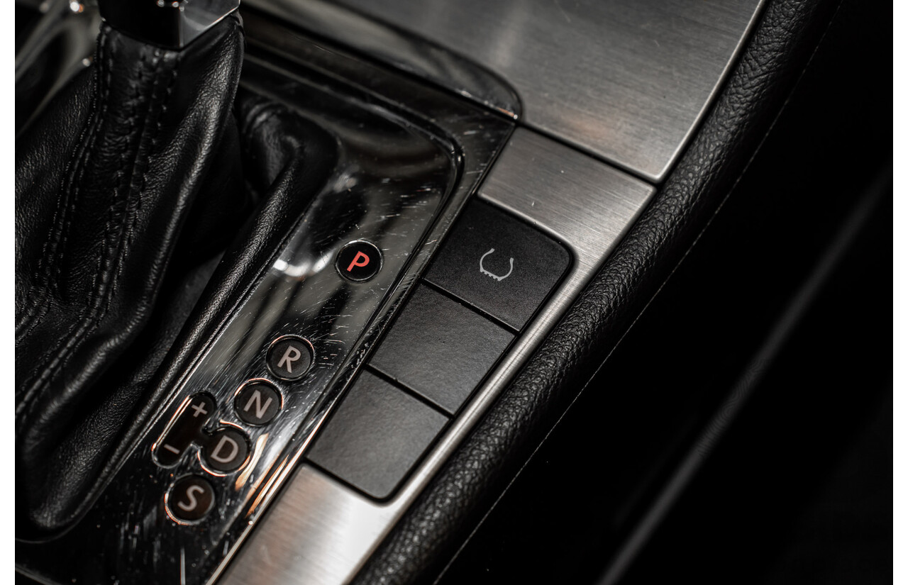 10/2009 Volkswagen Passat R36 (AWD) 3C MY09 UPGRADE 4d Sedan Deep Black Turbo 3.6L