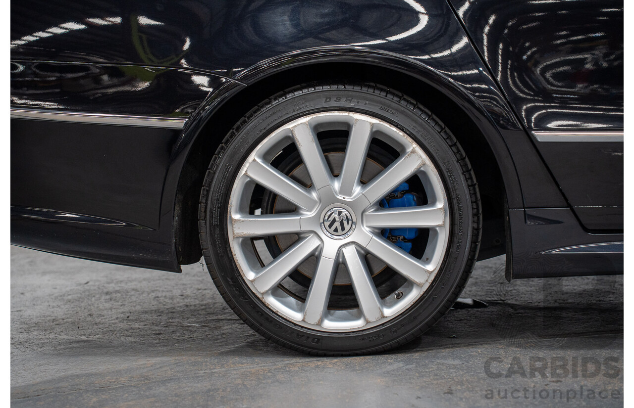 10/2009 Volkswagen Passat R36 (AWD) 3C MY09 UPGRADE 4d Sedan Deep Black Turbo 3.6L