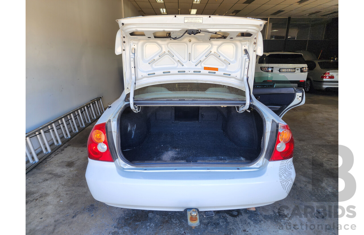 9/2003 Mitsubishi Magna Sports AWD TJ 4d Sedan White 3.5L