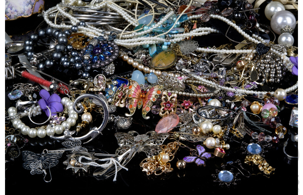 Vintage Jewellery Collection, Trinket Box & Ornament