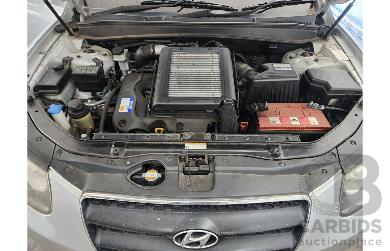 2/2008 Hyundai Santa Fe SLX CRDi (4x4) CM MY07 UPGRADE 4d Wagon Silver 2.2L