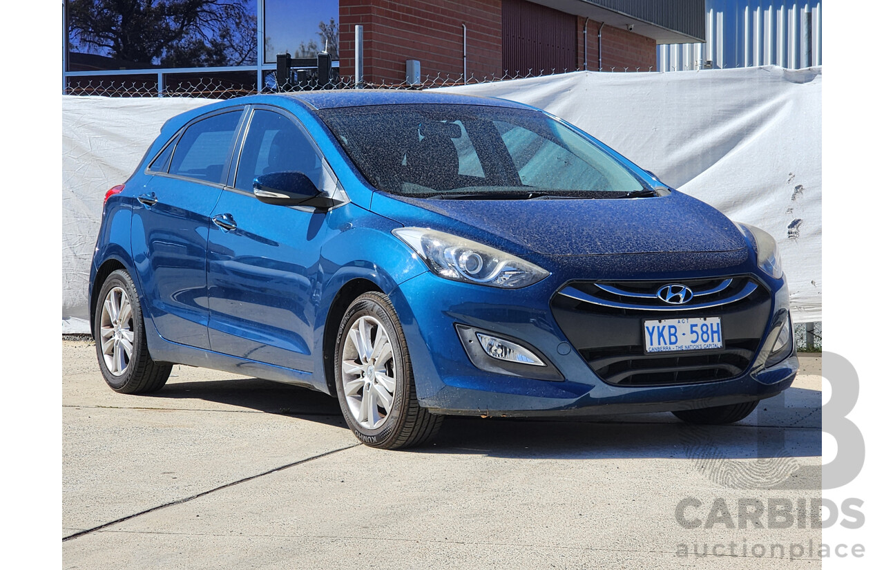 3/2014 Hyundai i30 Trophy GD MY14 5d Hatchback Blue 1.8L