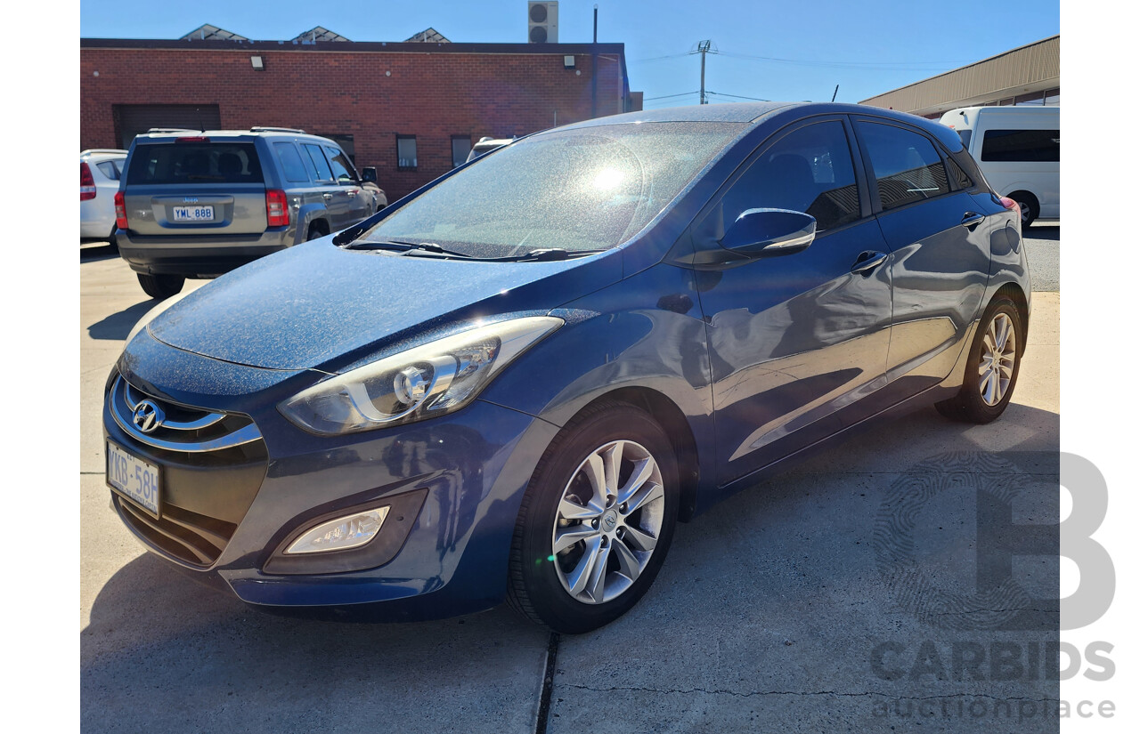 3/2014 Hyundai i30 Trophy GD MY14 5d Hatchback Blue 1.8L