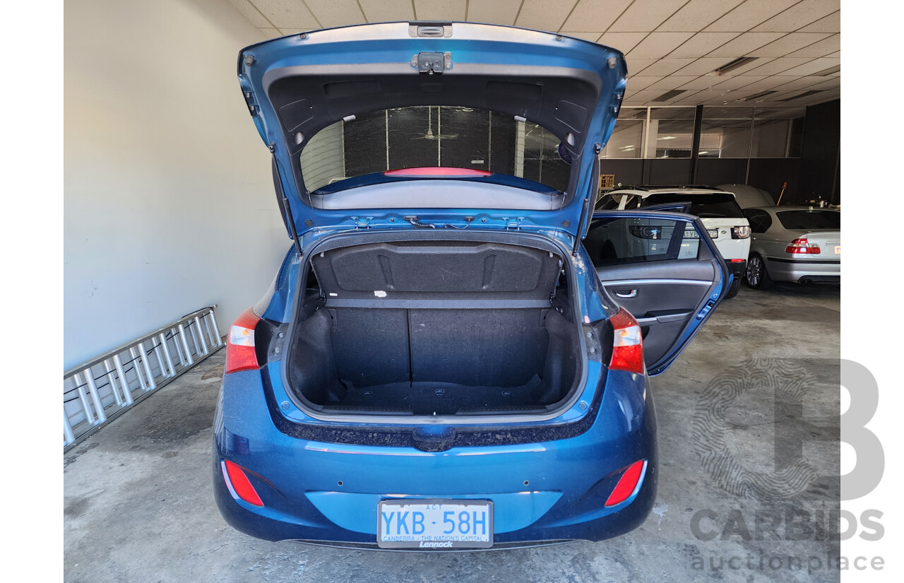 3/2014 Hyundai i30 Trophy GD MY14 5d Hatchback Blue 1.8L
