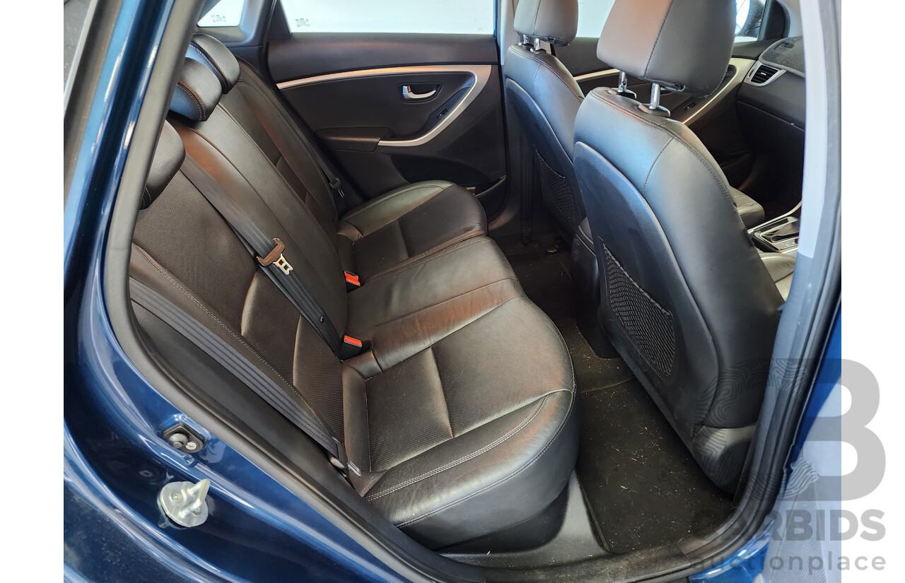 3/2014 Hyundai i30 Trophy GD MY14 5d Hatchback Blue 1.8L