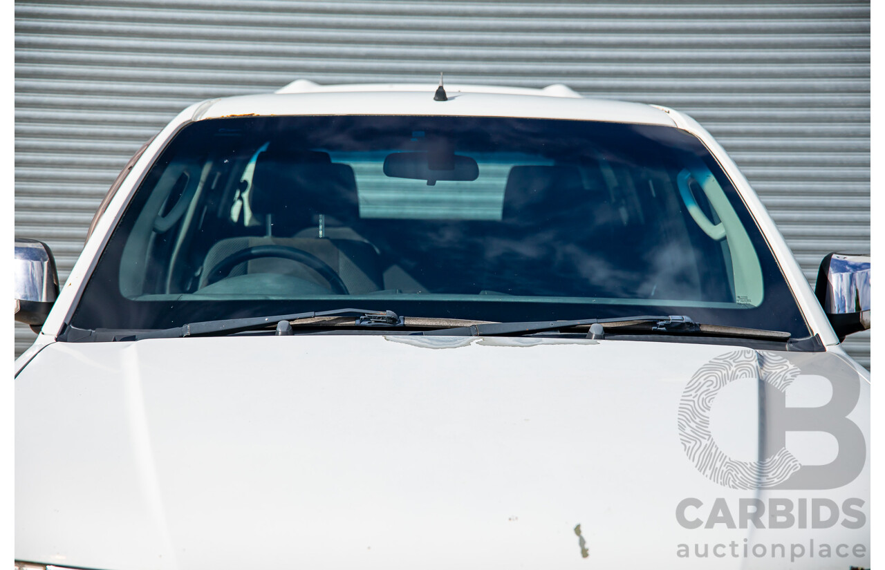 3/2008 Nissan Navara ST-X (4x4) D40 Dual Cab P/Up Arctic White Turbo Diesel 2.5L