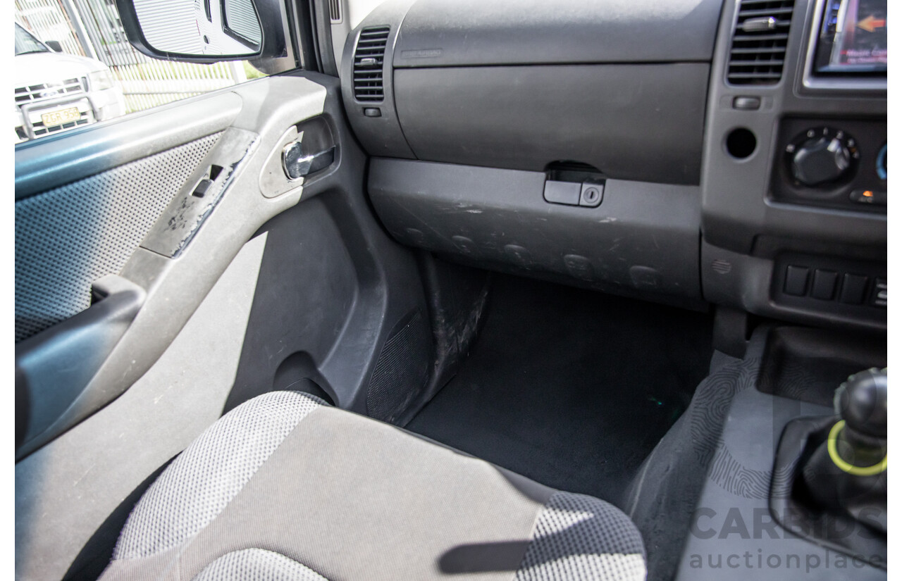 3/2008 Nissan Navara ST-X (4x4) D40 Dual Cab P/Up Arctic White Turbo Diesel 2.5L