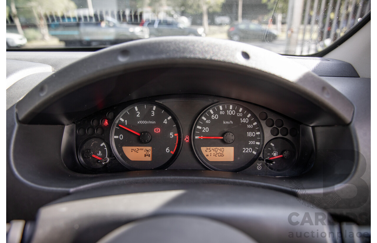 3/2008 Nissan Navara ST-X (4x4) D40 Dual Cab P/Up Arctic White Turbo Diesel 2.5L