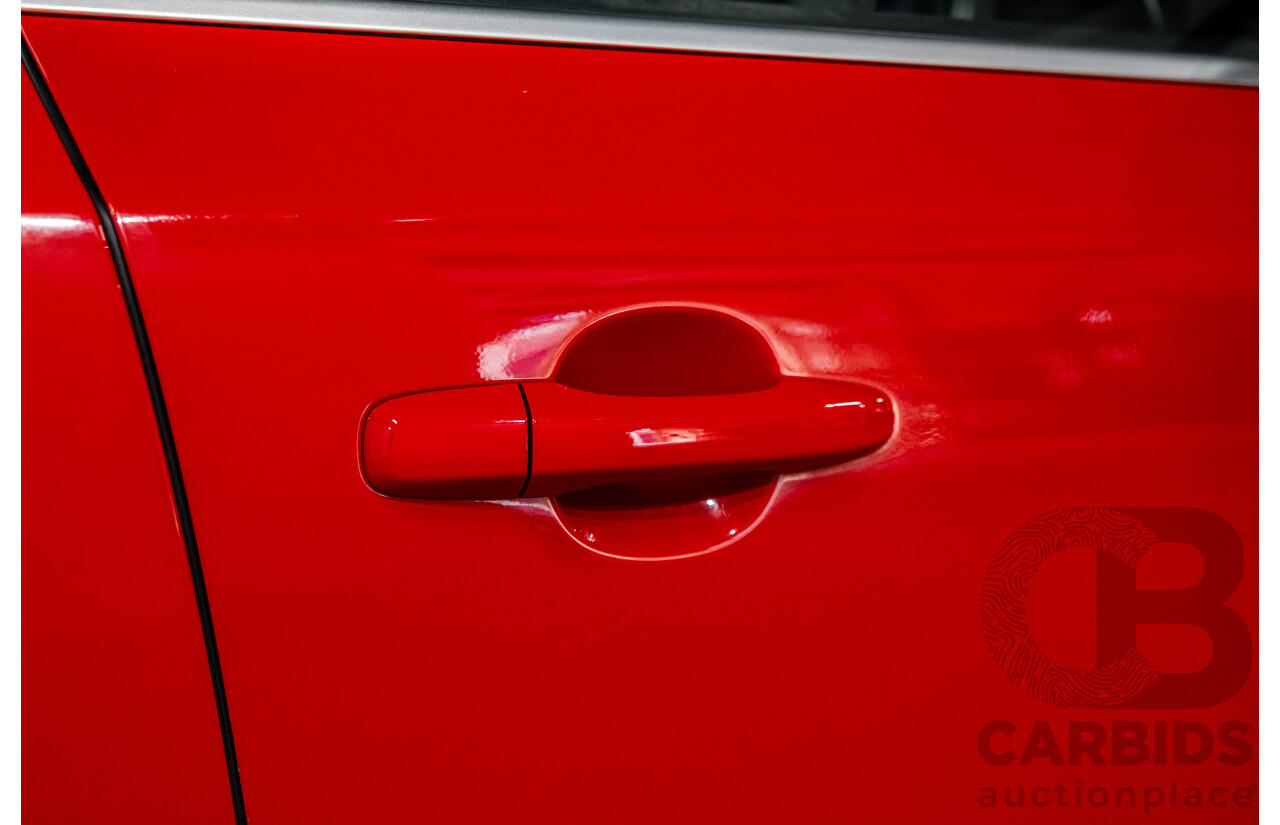 10/2013 Volvo V40 T5 R-Design M MY14 5d Hatchback Passion Red Turbo 2.5L