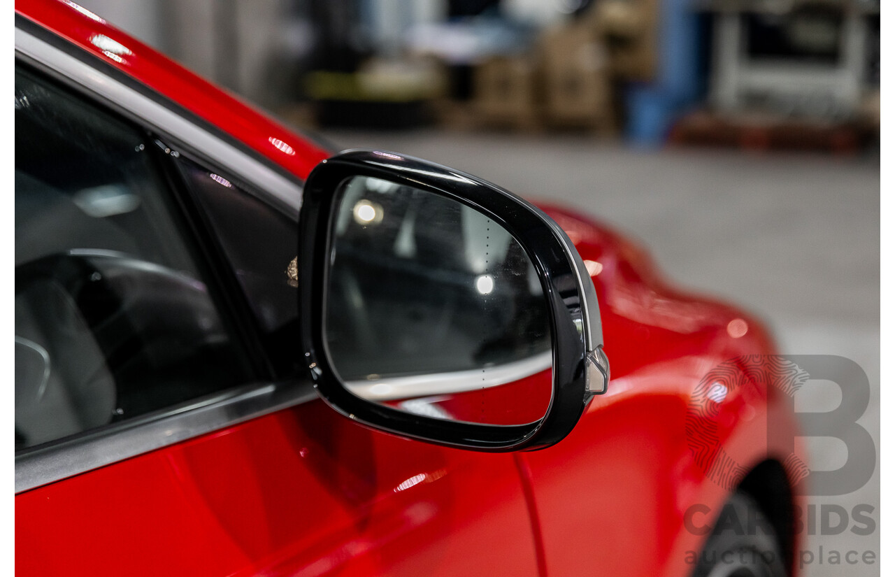 10/2013 Volvo V40 T5 R-Design M MY14 5d Hatchback Passion Red Turbo 2.5L