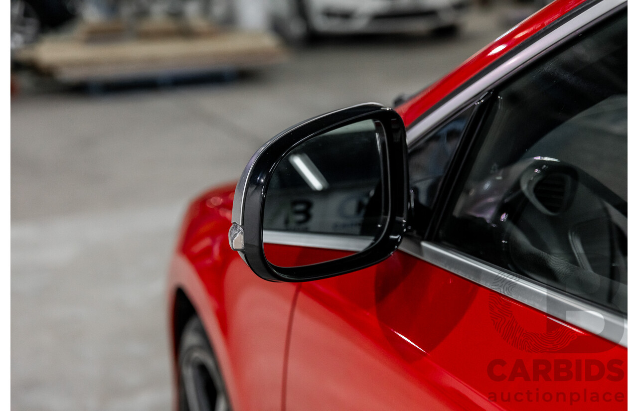 10/2013 Volvo V40 T5 R-Design M MY14 5d Hatchback Passion Red Turbo 2.5L