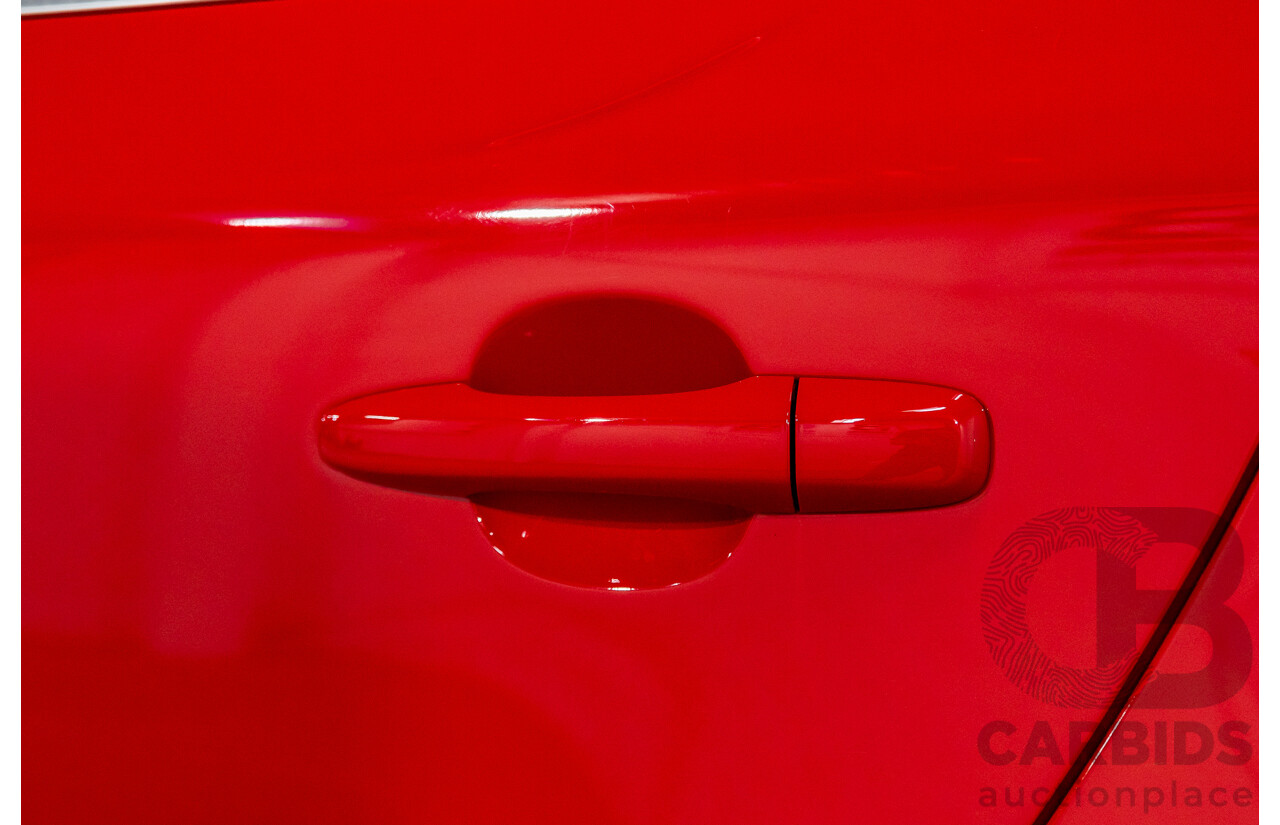 10/2013 Volvo V40 T5 R-Design M MY14 5d Hatchback Passion Red Turbo 2.5L