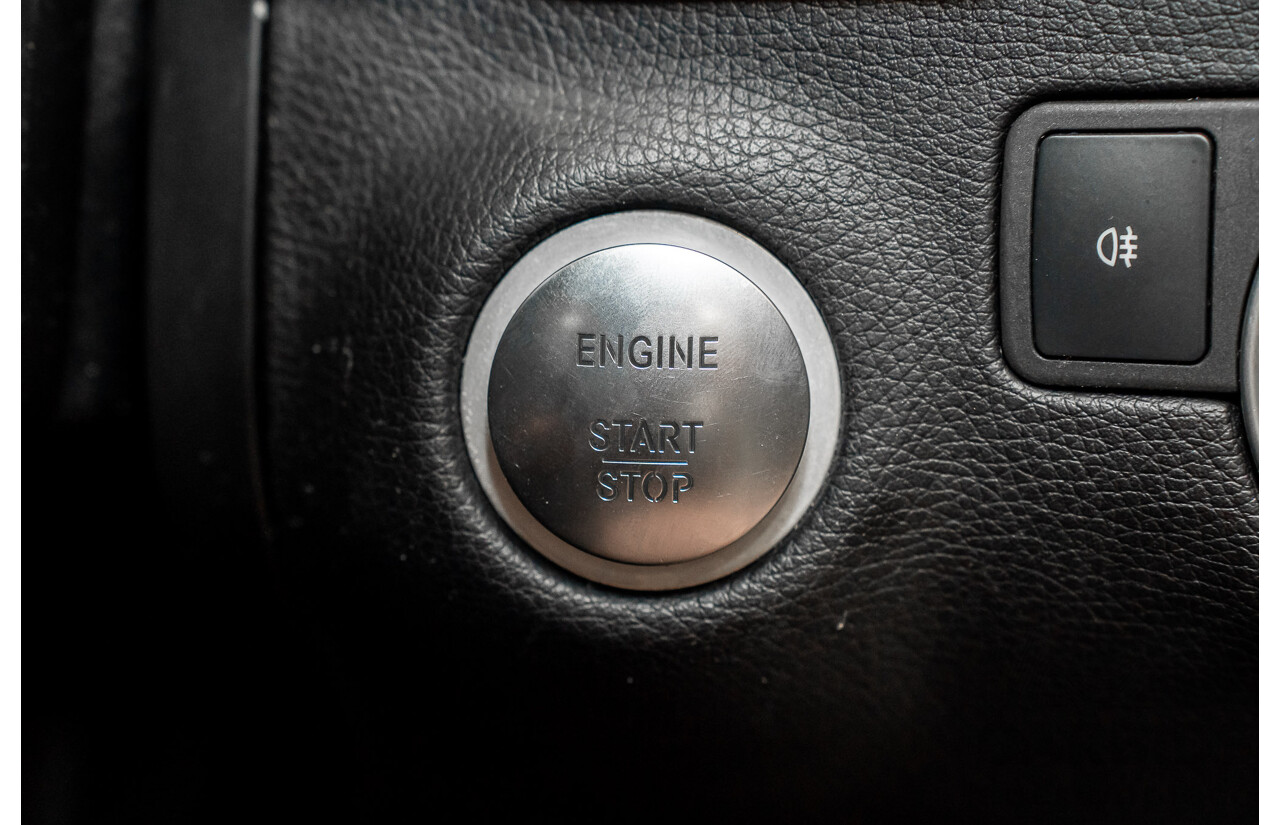 12/2013 Mercedes-Benz GL350 AMG Pack BLUETEC (AWD) X166 4D Wagon Polar White Turbo Diesel 3.0L - 7 Seats