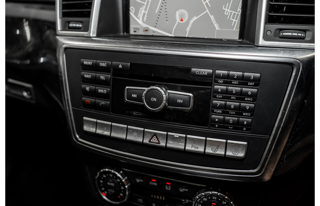 12/2013 Mercedes-Benz GL350 AMG Pack BLUETEC (AWD) X166 4D Wagon Polar White Turbo Diesel 3.0L - 7 Seats