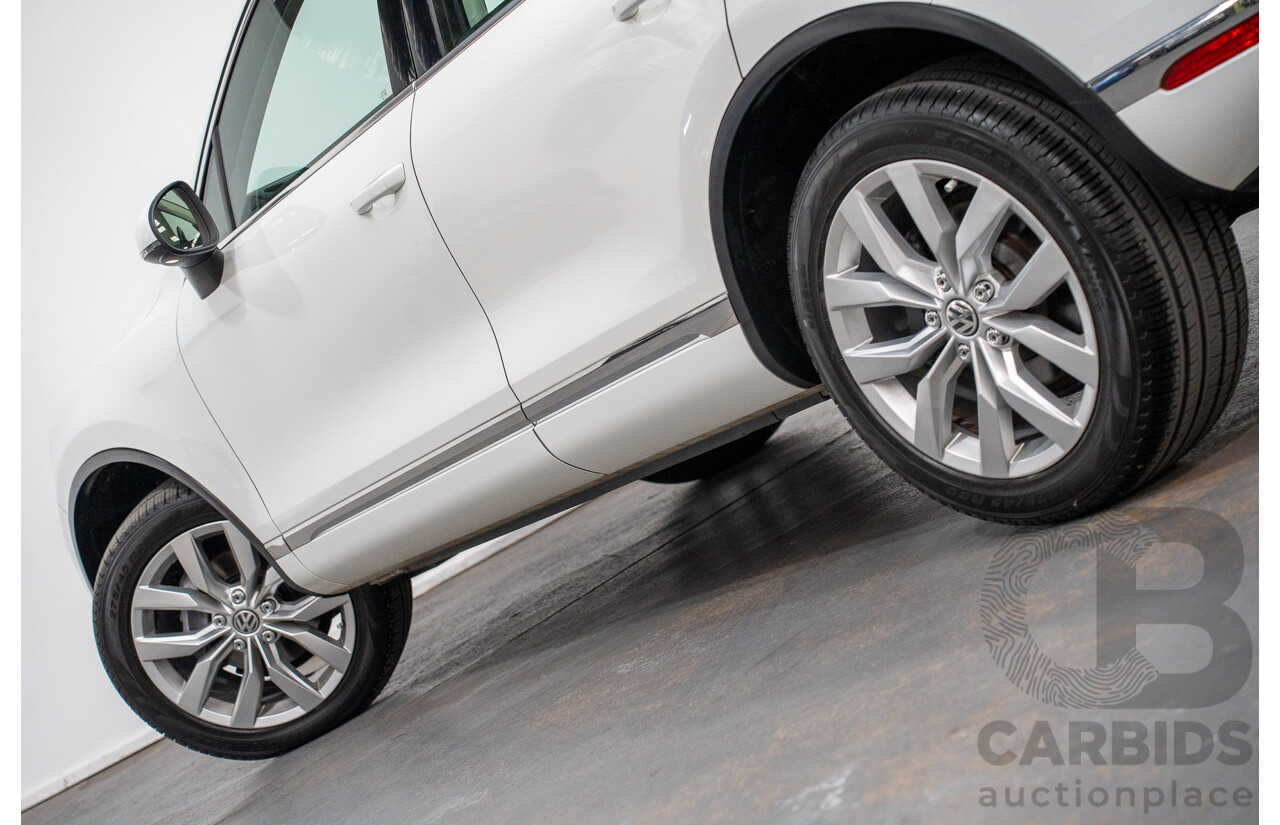 05/2017 Volkswagen Touareg V6 (AWD) 7P MY17 4D Wagon Pure White Turbo Diesel 3.0L