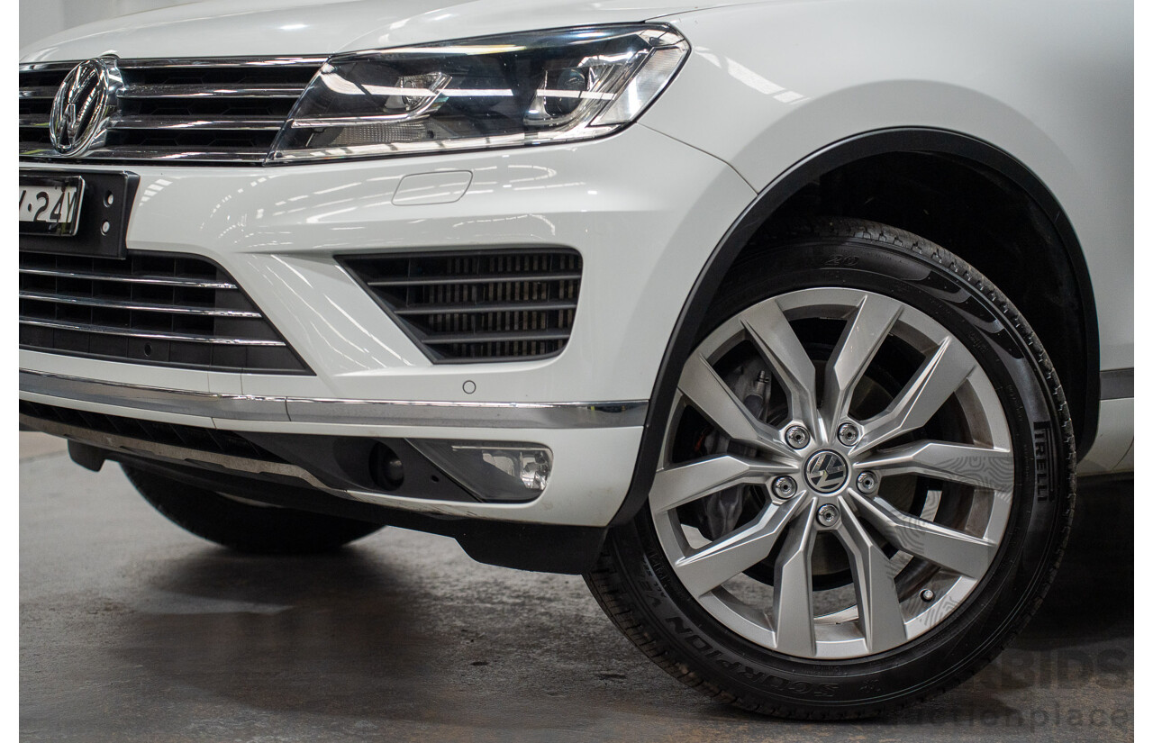 05/2017 Volkswagen Touareg V6 (AWD) 7P MY17 4D Wagon Pure White Turbo Diesel 3.0L