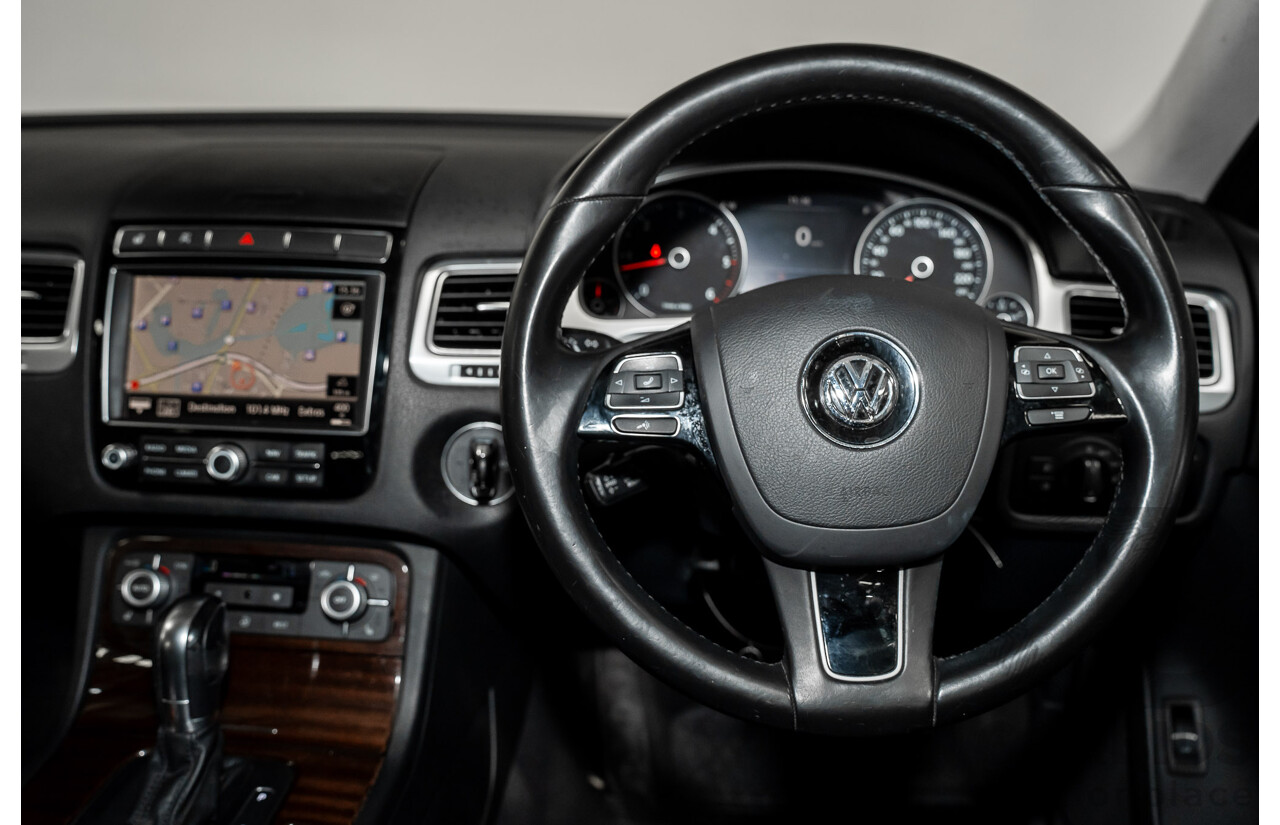 05/2017 Volkswagen Touareg V6 (AWD) 7P MY17 4D Wagon Pure White Turbo Diesel 3.0L