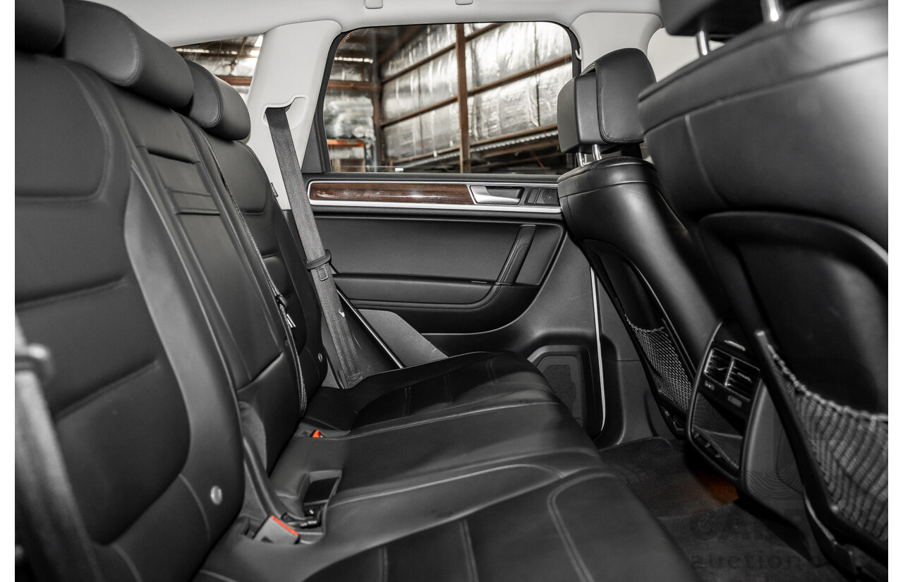 05/2017 Volkswagen Touareg V6 (AWD) 7P MY17 4D Wagon Pure White Turbo Diesel 3.0L